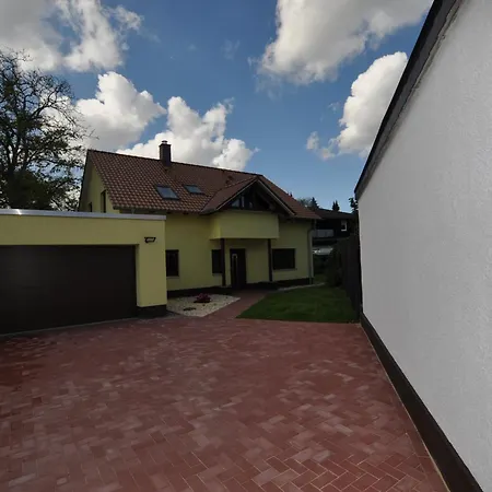Apartament Mit Terrasse *